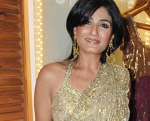 Raveena Loses Temper on Television Show