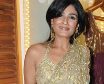 Raveena Loses Temper on Television Show 