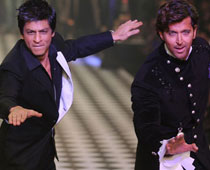 Hrithik Snubbed From SRK's Bash?  