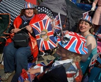 Royal Wedding Eve: Crowds Swell Outside The Abbey