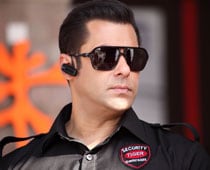 Salman Stays True To His Bodyguard