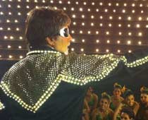 Big B Dons Yaarana Light Bulb Jumper Again