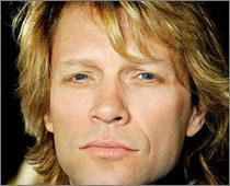 Bon Jovi Performs Despite Injury