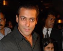 Salman Voted Bollywood's Perfect Father Figure