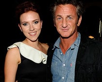 Sean Penn , Scarlett Johansson Reunite At TV Awards