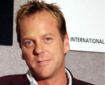  Kiefer Sutherland Splits From Girlfriend