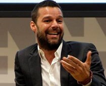 Ricky Martin Does Not Feel Lonely Anymore Ricky Martin Does Not Feel Lonely Anymore