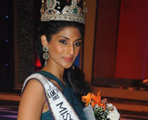 No B'wood plans as yet for Miss Universe India 2011Winner Vasuki 