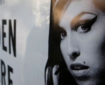 Winehouse album becomes century's bestseller 