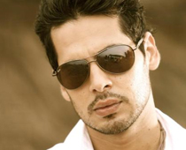 No Bigg Boss for Dino Morea