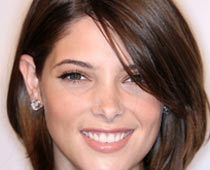 Ashley Greene wants to be a Bond girl