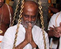 Rajinikanth offers prayer at Balaji temple