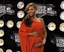 Beyonce Knowles is having a baby girl