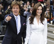 Paul McCartney heads for Caribbean honeymoon