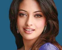 Riya Sen refuses to shoot item song