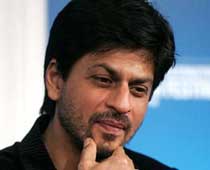 SRK chooses Big B over Salman Khan