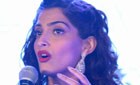 Sonam wants to do an item number