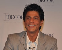 'Tired' SRK hopes for relaxed 46th birthday