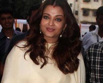 Aishwarya's grand birthday today