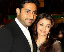 Abhishek's quiet dinner for Ash on birthday 