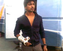 Nikhil Dwivedi injured 