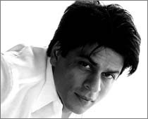 B-Town stars to play Santa on SRK's TV show!