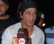  Movie promotions like election yatras, says SRK 