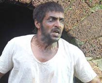 Review: Kannada film Aarakshaka