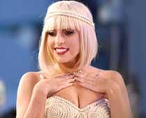 Lady Gaga's bleaching habit 'burns' her scalp