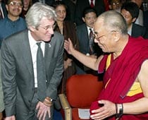 Richard Gere in Bodh Gaya to attend Dalai Lama's discourse