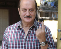 Please vote, say Bollywood celebs