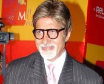 Treatment remains, pain remains, posts Amitabh Bachchan