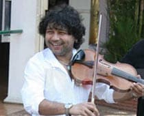 Kailash Kher to perform at world Sufi fest