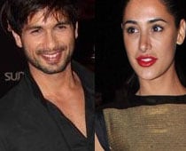 Has Nargis moved in with Shahid?