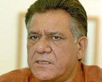 Om Puri returns to the small screen 