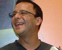 Vidhu Vinod Chopra to get all films restored