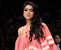 When showstopper Zoa Morani slipped on the ramp