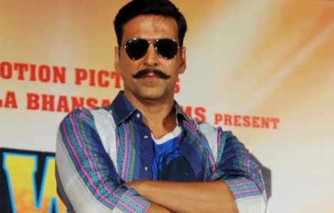 Akshay Kumar donates Rs 5 lakh to young dancers 