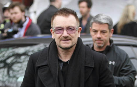 Bono's surprise visit to a restaurant in Tel Aviv