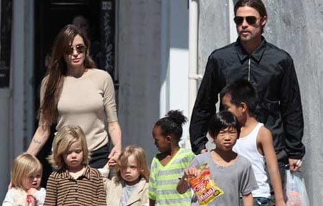 Brad Pitt Abused, Yelled At Children? FBI Launches Investigation