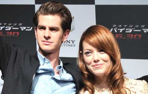 Emma Stone moves in with Andrew Garfield
