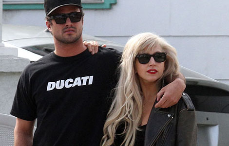 Lady Gaga wants to make raunchy video calls to boyfriend Taylor Kinney