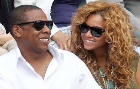 Jay-Z loves Beyonce in flat shoes