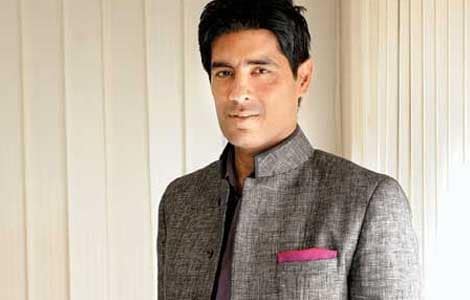 Bollywood keeps designer Manish Malhotra busy