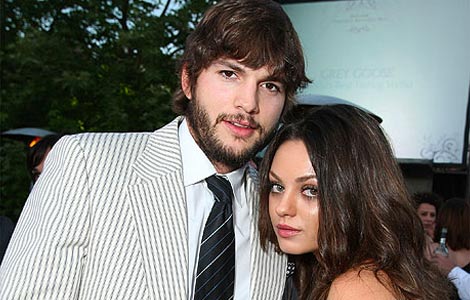Kunis, Kutcher reunite for <i>That '70s Show</i>