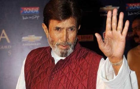 Rajesh Khanna back home, nothing to worry, says manager