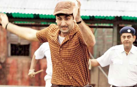 Injured Ranbir continues to shoot