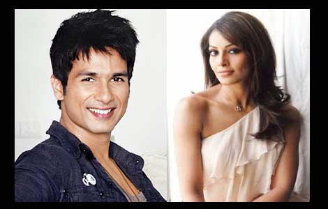 Shahid recommends Bips for <i>Knight and Day</i> remake