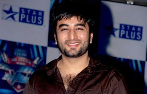 Shekhar Ravjiani makes his debut in Marathi