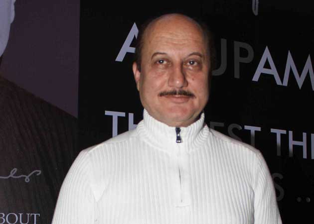 Anupam Kher pays smiling tribute to late father in Shimla
